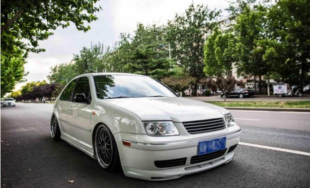 1万5左右的大众宝来,1万块钱买了辆大众宝来