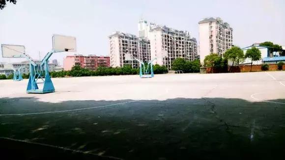 再见了二年级,新建二中报道