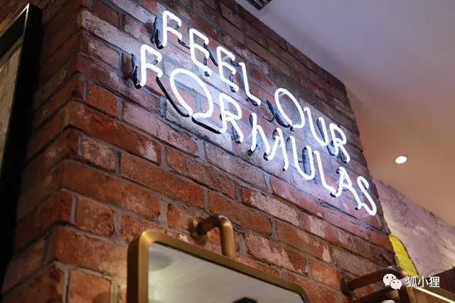 Gucci咸菜、Burberry泡面、范思哲咸鸭蛋到底什么味道