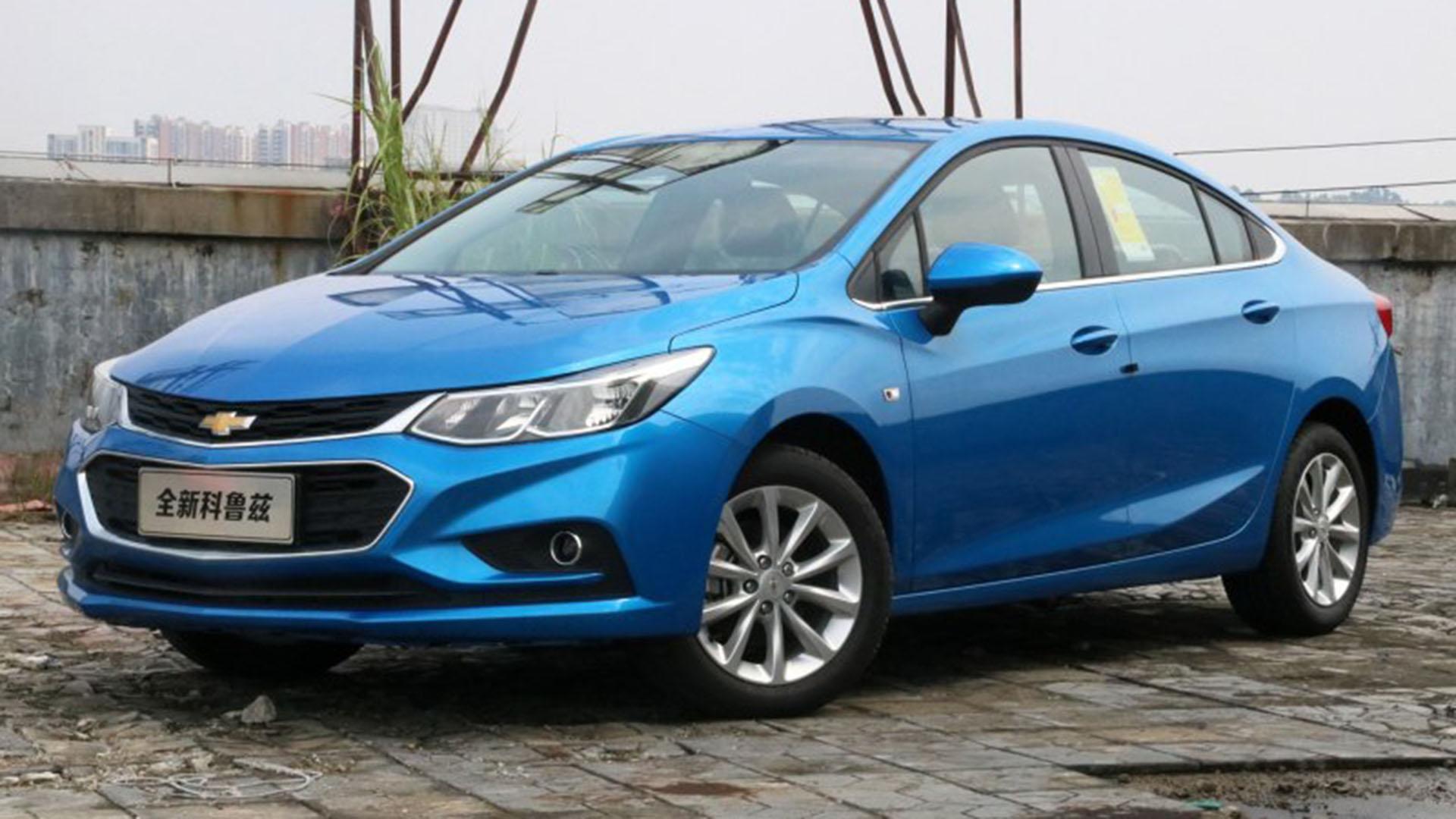 起亚k3和凌派哪个好,新家用车