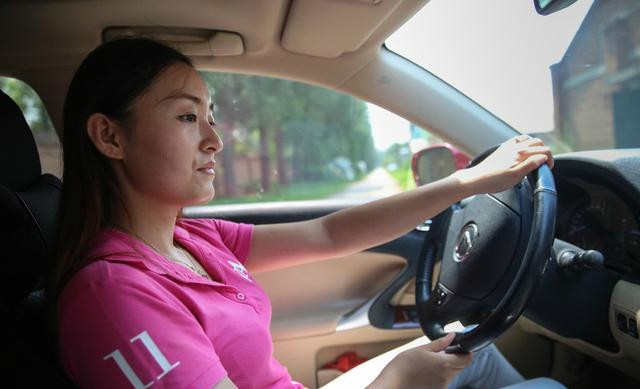 安全驾驶技巧教学视频,10条行车安全攻略