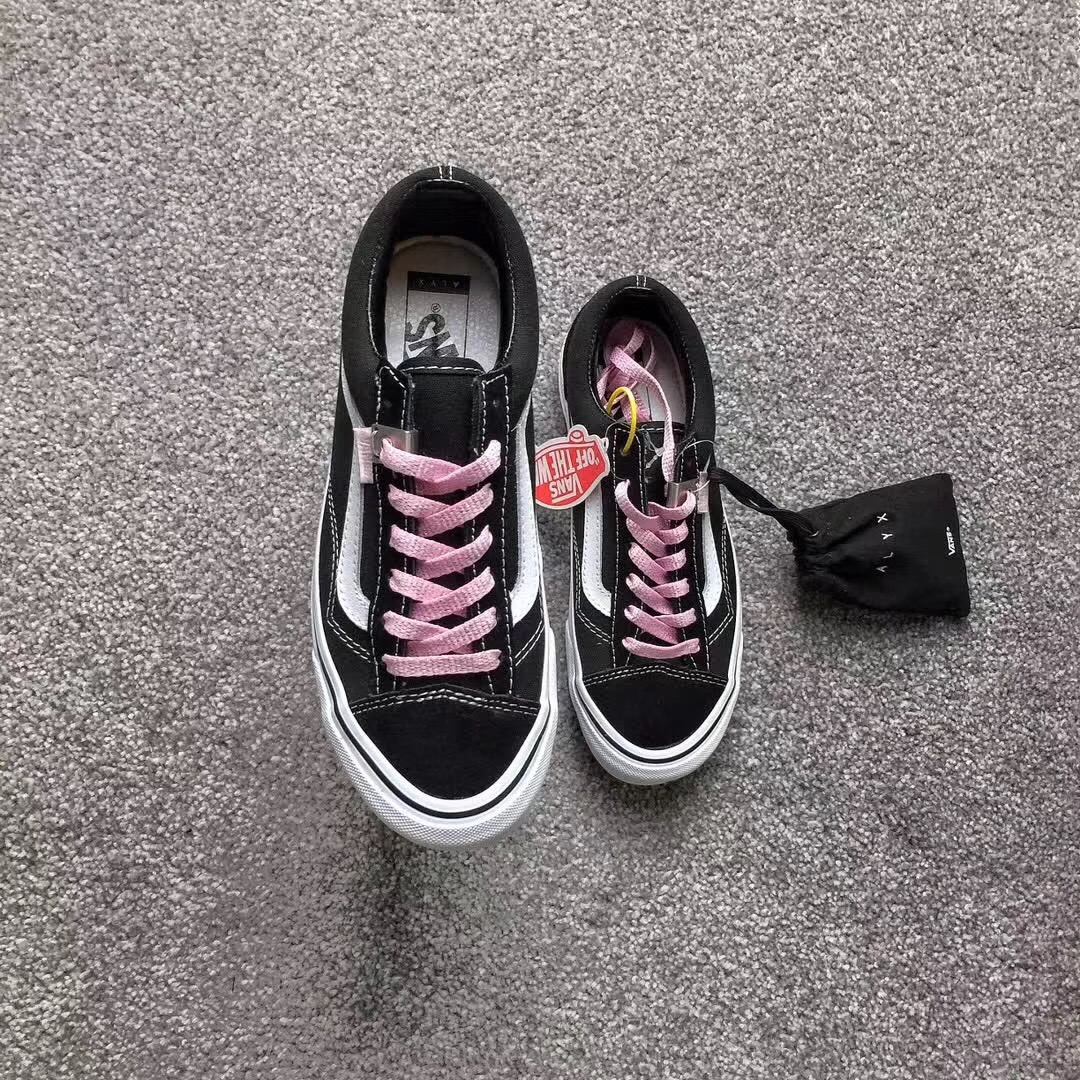 大怪兽上脚的vansvault联名,vansvaultogstyle36lx