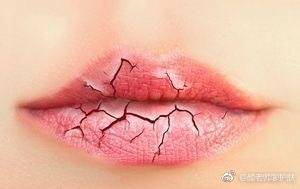 冬天怎么护理唇部,冬季唇部保养要注意什么事项