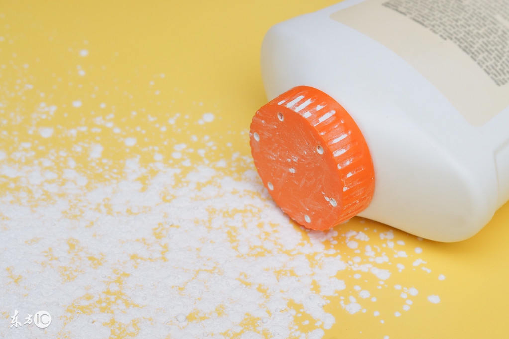 用普通塑料盆可以给宝宝洗澡吗,千万不要用这种盆给宝宝洗澡