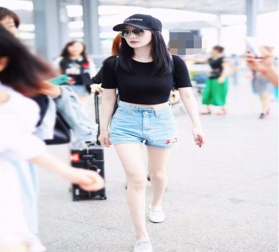 杨幂吐槽带货,杨幂穿校服