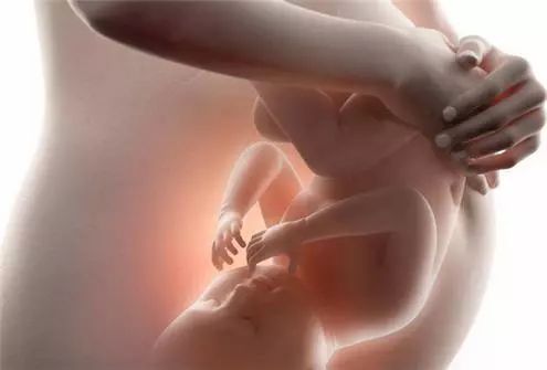 羊水少了要打催产针吗,羊水少了胎心还正常吗