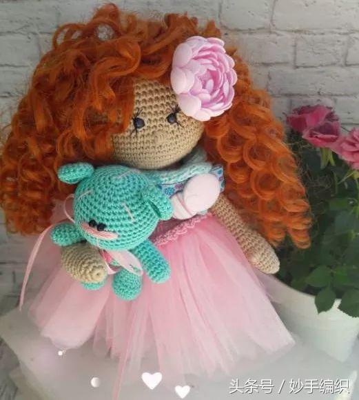 万万没想到，这都是她用毛线钩的，邻居们都赞不绝口！