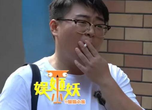 昔日童星郝劭文生活惨淡,生活惨淡