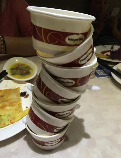 川王府餐厅,曾经的成都大白鲨海鲜自助餐厅