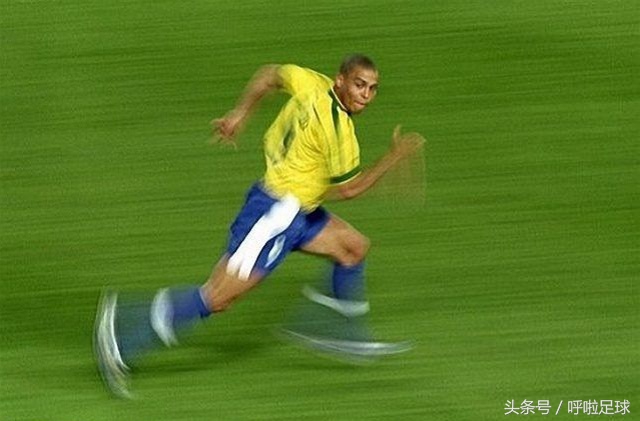 罗纳尔多钟摆式过人视频完整版,罗纳尔多钟摆过人图片