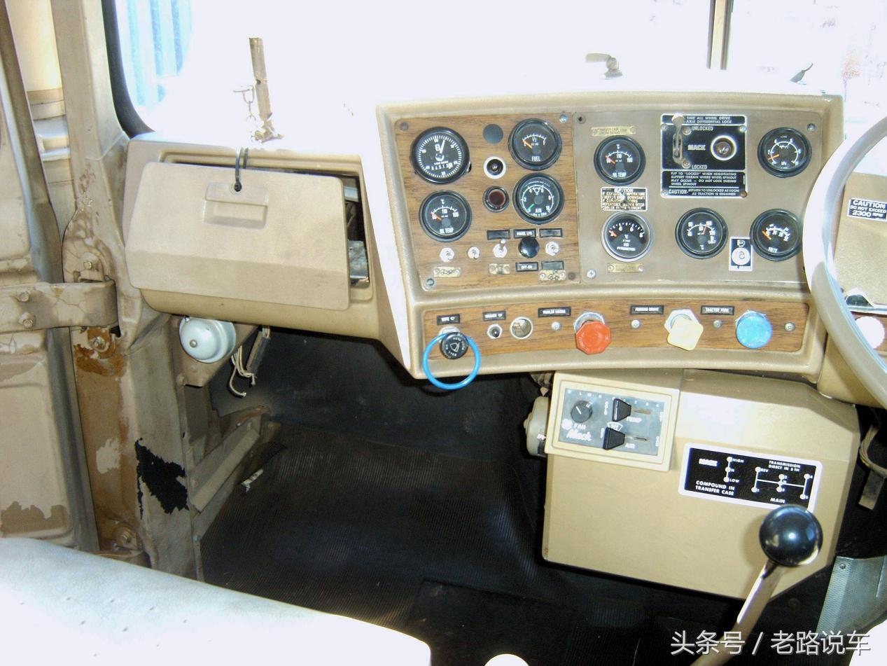 道路救援清障车大平板,道路清障车军用