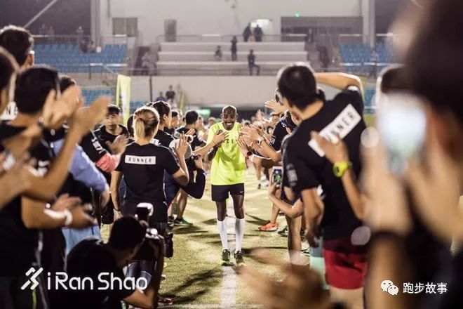 伦敦马拉松2024基普乔格,基普乔格2018年打破马拉松纪录