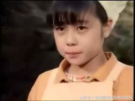 铁甲小宝小百合被蜻蜓队长关起来,铁甲小宝的小百合扮演者叫什么