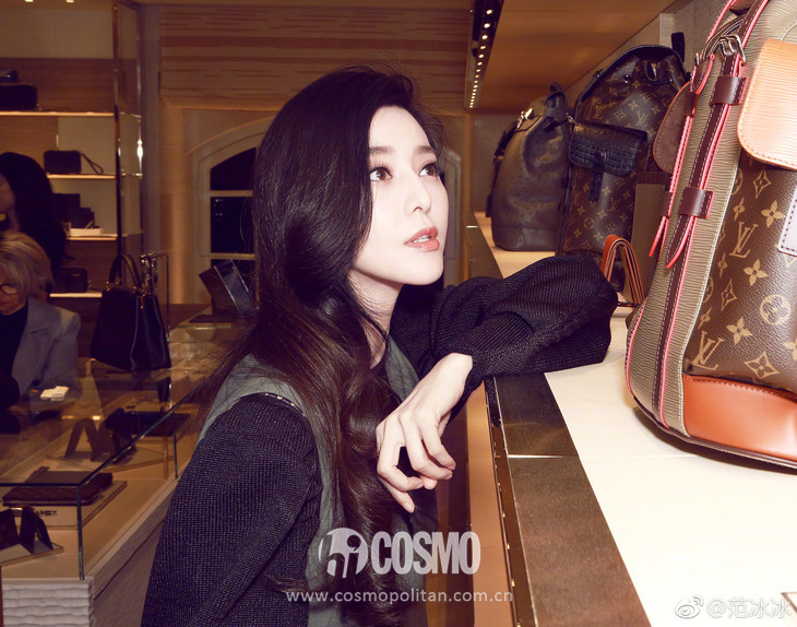 关晓彤迪丽热巴周迅杨幂范冰冰,范冰冰好看还是杨幂好看原视频