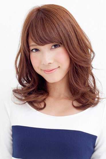 妈妈发型中长烫发40-50岁,中年女士中长烫发发型图片小卷