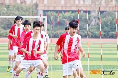 旋风十一人江疏影踢胡歌是第几集,胡歌江疏影旋风十一人啥时候开机