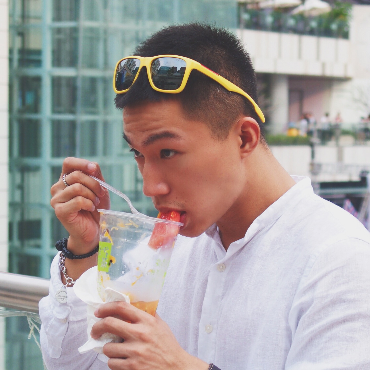 而你却把我屏蔽 (把你屏蔽的人却不删你)