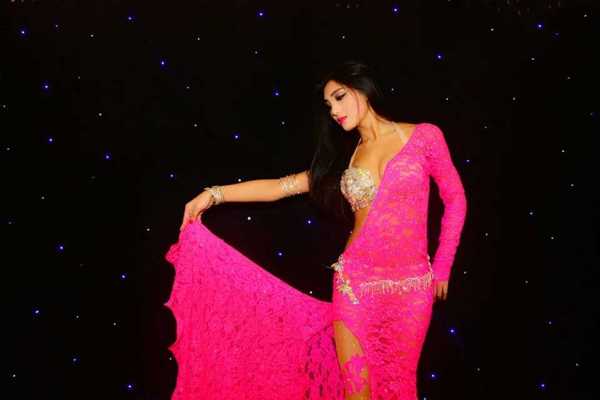 一个无法停下脚步的舞者——伊诺