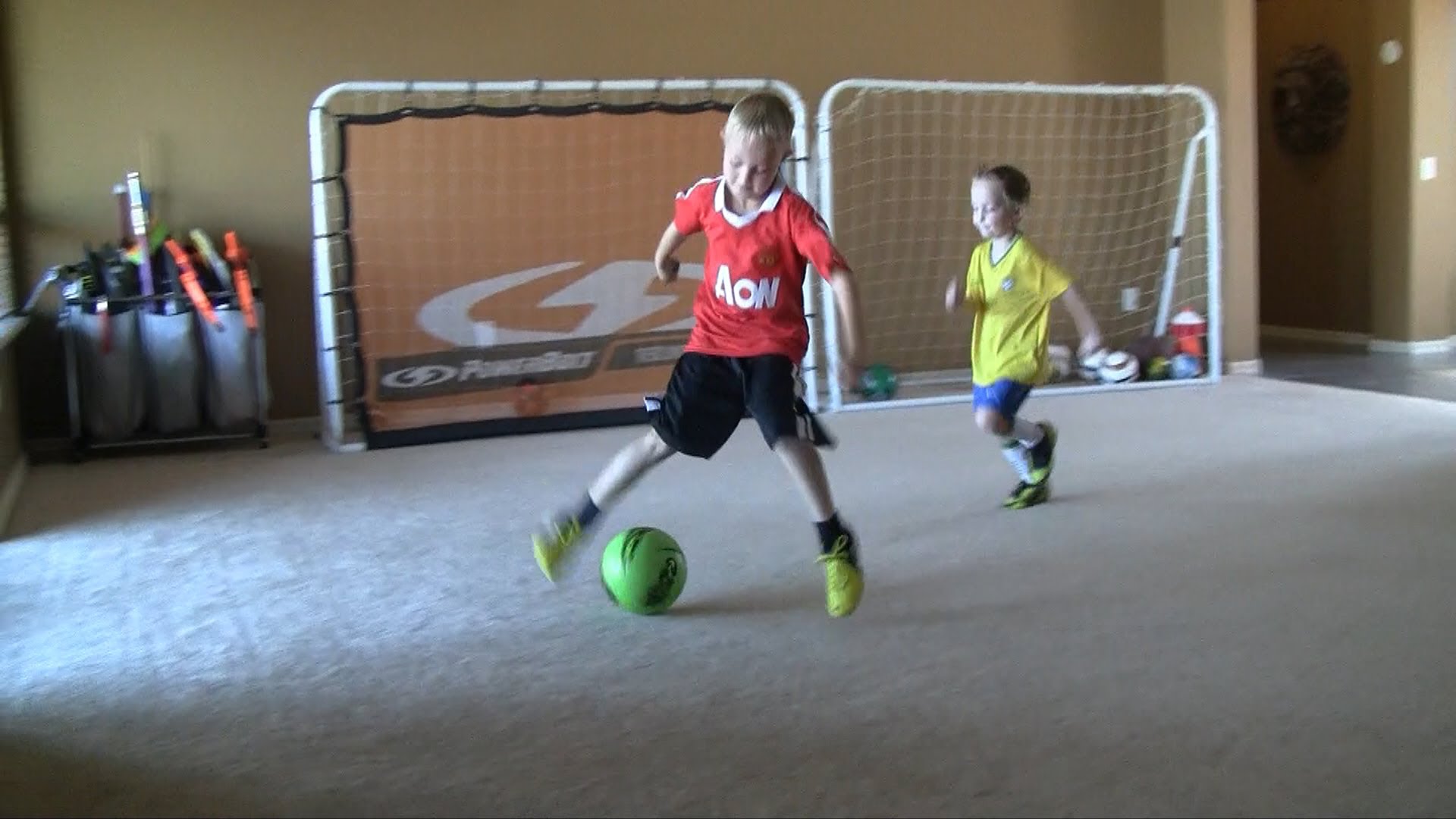 4-6岁儿童足球训练注意什么,7-8岁孩子足球基本训练项目