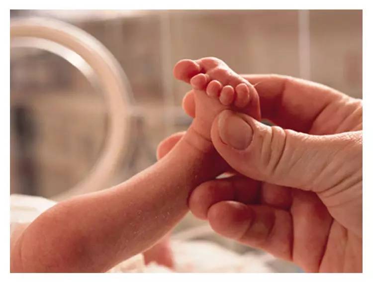 孕期流血不要怕,先兆流产出血一般多久说明流产了