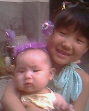 两个贴心小棉袄妈妈,两个小棉袄妈妈