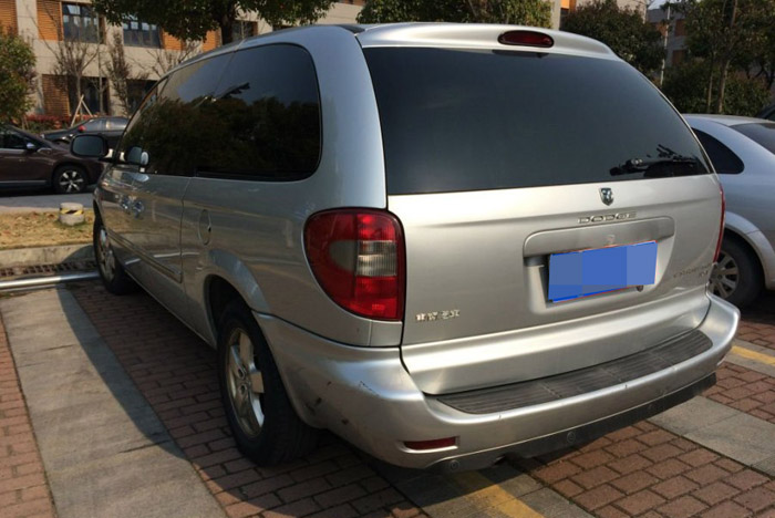 老张放弃宝骏730花7万买二手道奇凯领，舒服有面就是油耗太高