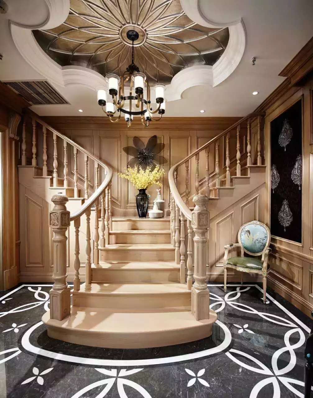 据说这位博士备受家居行业青睐设计师也为之疯狂