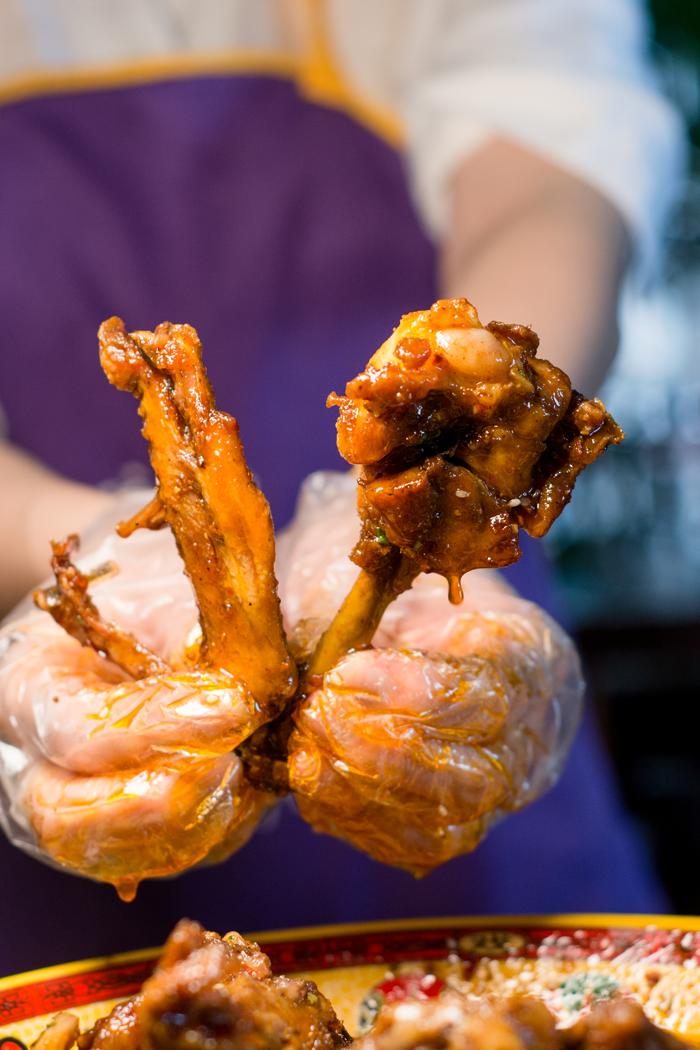 一家专门吃鹅掌的店，凡是吃过的小伙伴都在夸！