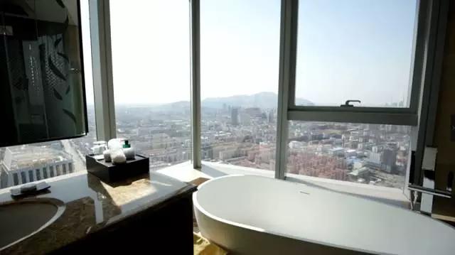 索菲特酒店故事,索菲特酒店圆床