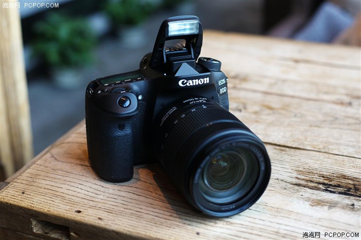 佳能eos80d拍照怎么样,七年前的佳能eos80d相机值得入手