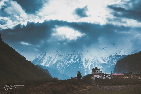 2023年中国史诗级十大徒步路线,徒步旅行路线攻略