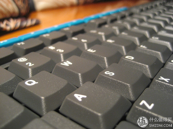 罗技mk275无线键鼠套装的使用教程,樱桃dw2300和罗技mk275