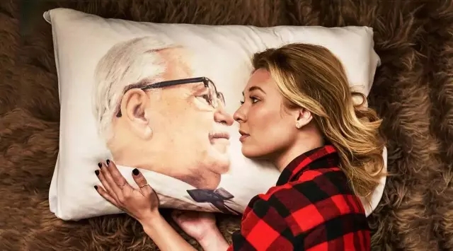 肯德基跨界合作：出了款面膜，有经典原味和藤椒热辣味