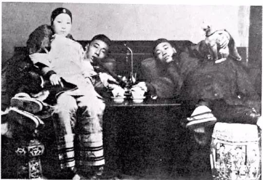 为什么吸毒不该轻易被原谅?看过《*底卧**归来》这部剧终于明白了