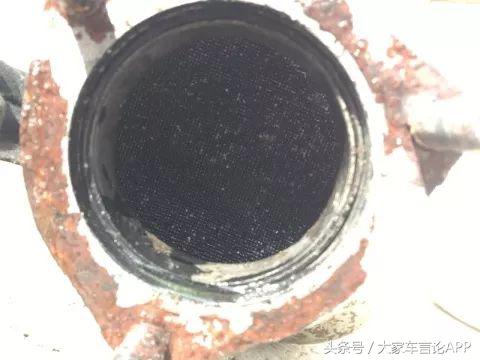 节气门故障灯亮起加速无力,加速不给力是不是要清洗节气门了