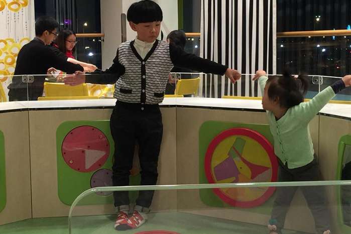 5岁女宝喊屁屁痒吓坏家人,送医检查后,医生一席话家长瘫在地上