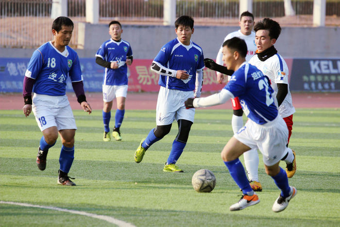 *安泰**市足球业余联赛：立丰技能不敌迎金门业