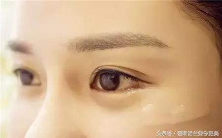 眉毛纹好红,什么眉毛纹得最好看