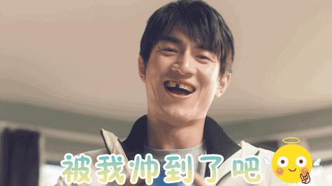 小鲜肉明星耍大牌被怒怼,当红小花因拍照张嘴被嘲