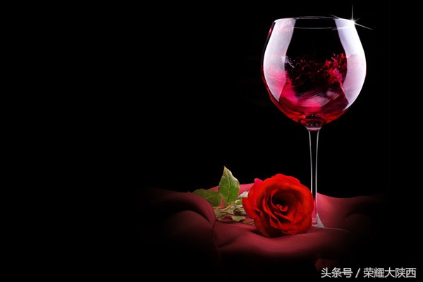 什么红酒好喝不贵适合家里自己喝,如何选择一款好的红酒