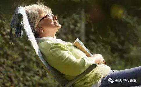 中医健康大讲堂内容,航天健康大讲堂颈椎操