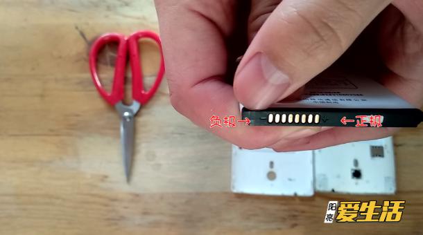 手机充电宝坏了充不上电怎样维修,手机充不上电该怎么跟修理师傅说