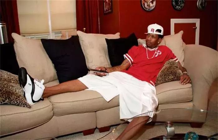 今年即将复刻的艾弗森球鞋,艾弗森球鞋复刻