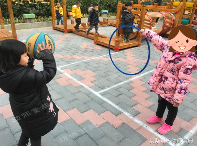 幼儿园游戏疯狂的大球,幼儿园100个体育游戏及玩法
