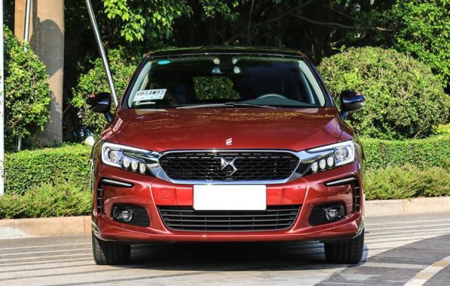 预算25万选轿车这三款颜值不输bba,20多万配置最高的车