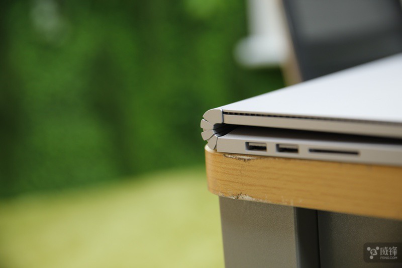 娴嬭瘎寰蒋surfacebook3,娣卞害璇勬祴surface2