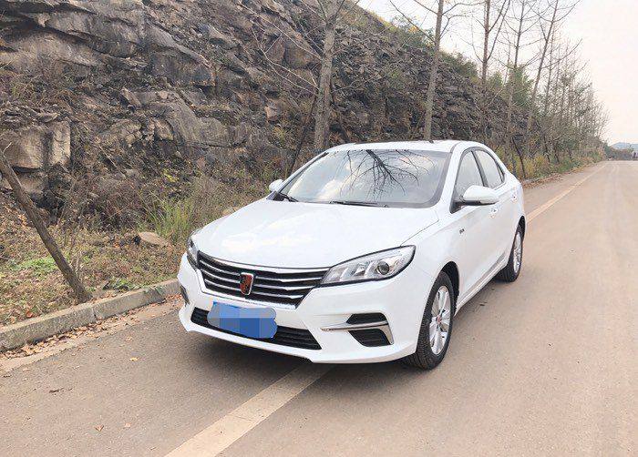 荣威3602018款,2017款荣威360手动豪华价格