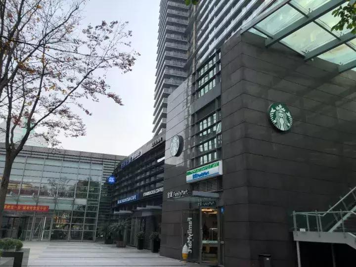 星巴克杭州8店声音分贝测试,客群、社会文明剪影