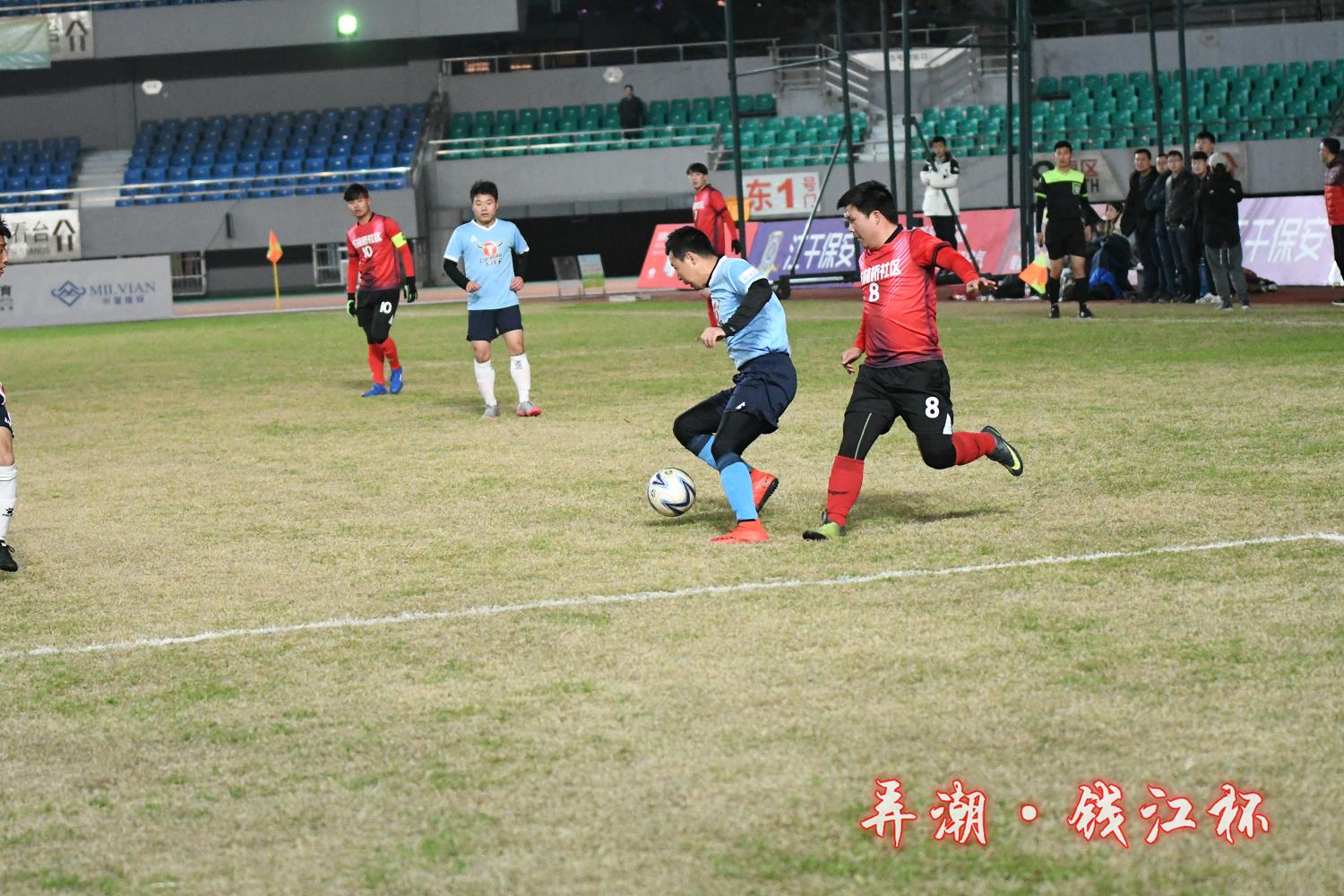 钱江杯足球赛,江畔篮球赛火热开幕