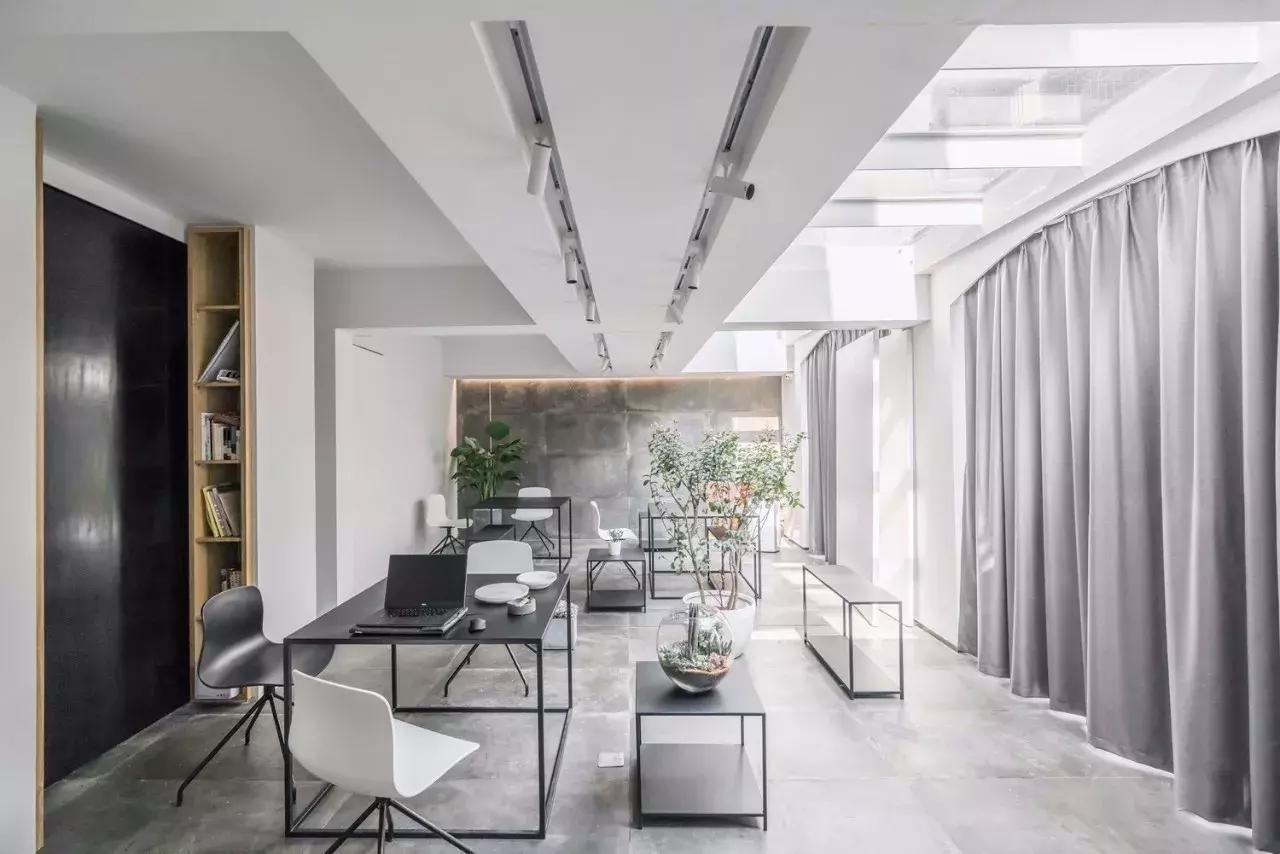 三体时空沉浸展,三体是有平行时空吗